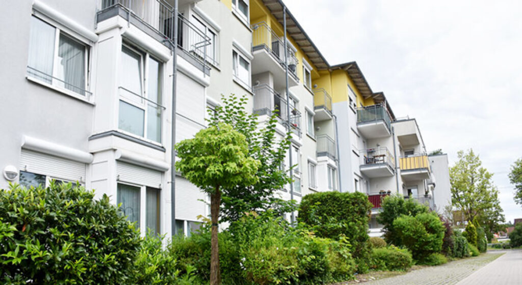 Aussenansicht LAuf an der Pegnit St.Otto_k-1